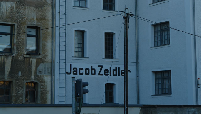 Jacob Zeidler. Der Name an der Fassade der Museumsfabrik. Original zeidler02.jpg, Ordner bundesarchiv-1.